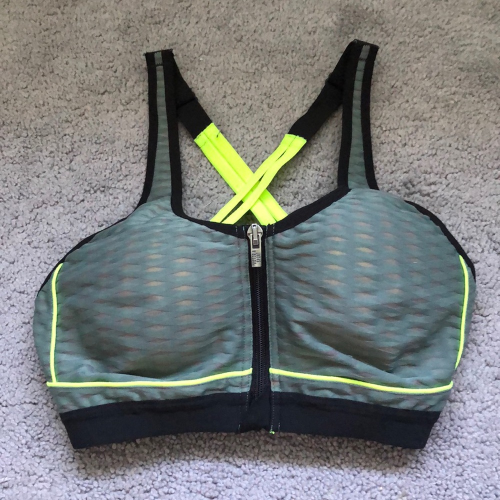 Lightly Used Victoria Secret Sport Bra 32D
